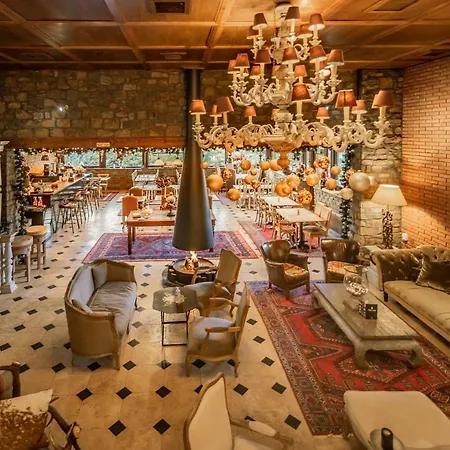 Sapin 3* 帕雷斯阿吉萨那